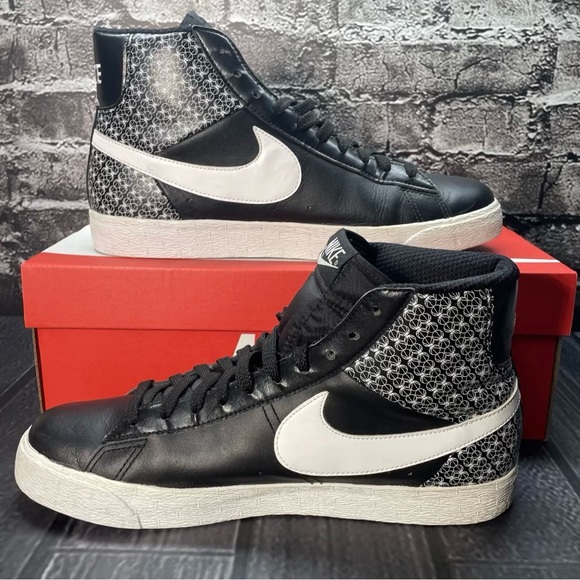 Nike Blazer High SP Black White 379416-011 Basketball Mens Sz 10 Rare No Box - Picture 2 of 7